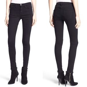 Current/Elliot Ankle Skinny Jean